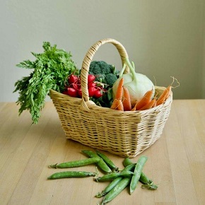 © Vesch NI | Korb mit Gemüse